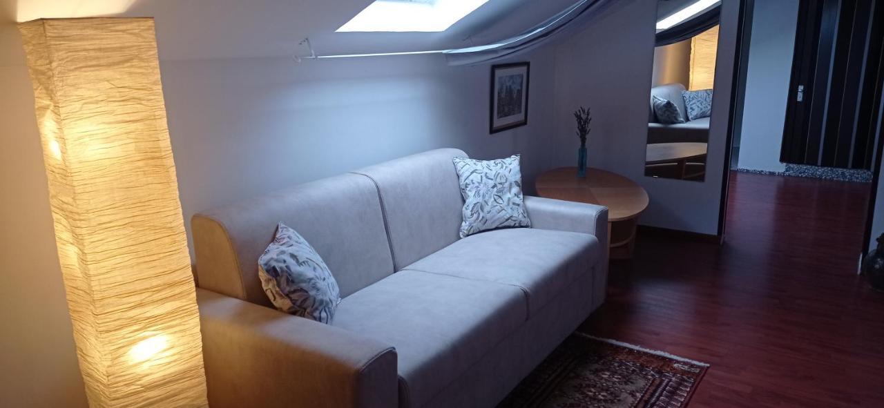 Mansardato Ipatrizi Apartment *